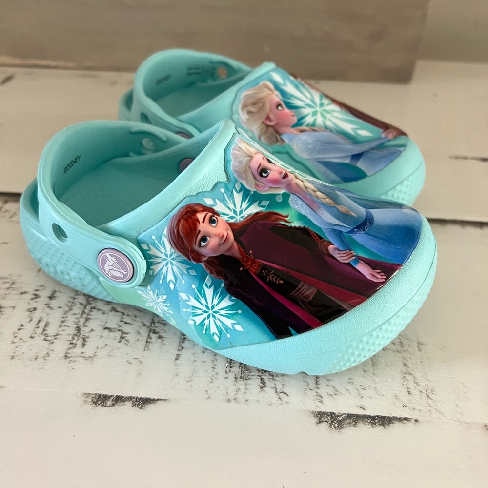 Disney Frozen Crocs Size 9